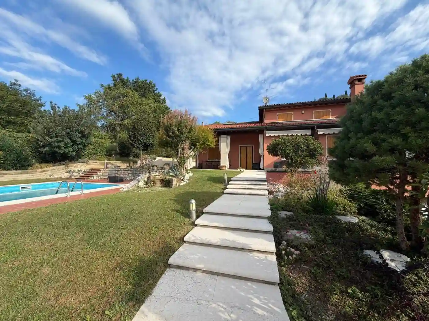 Villa - foto 3