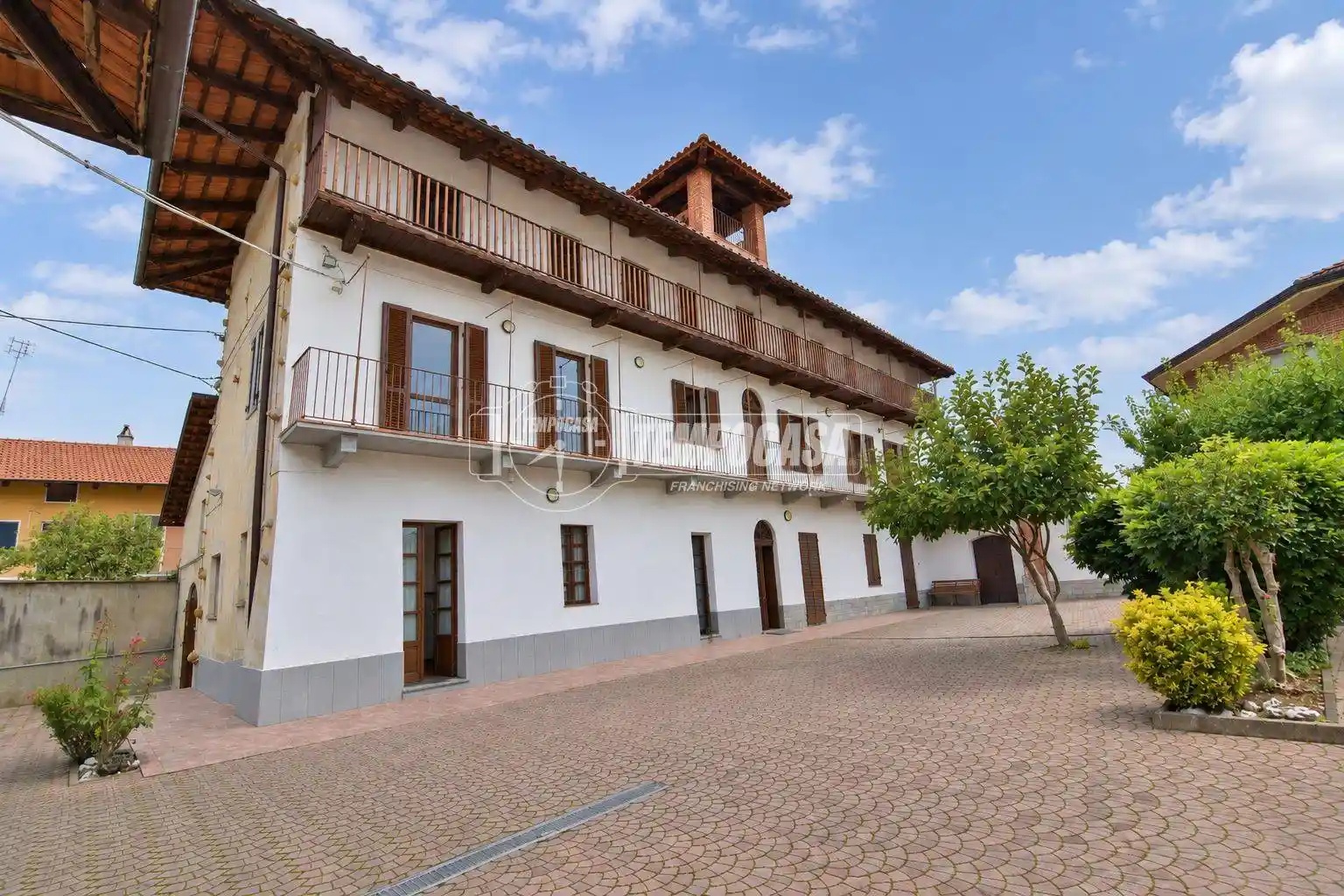 Casa indipendente in vendita a Front
