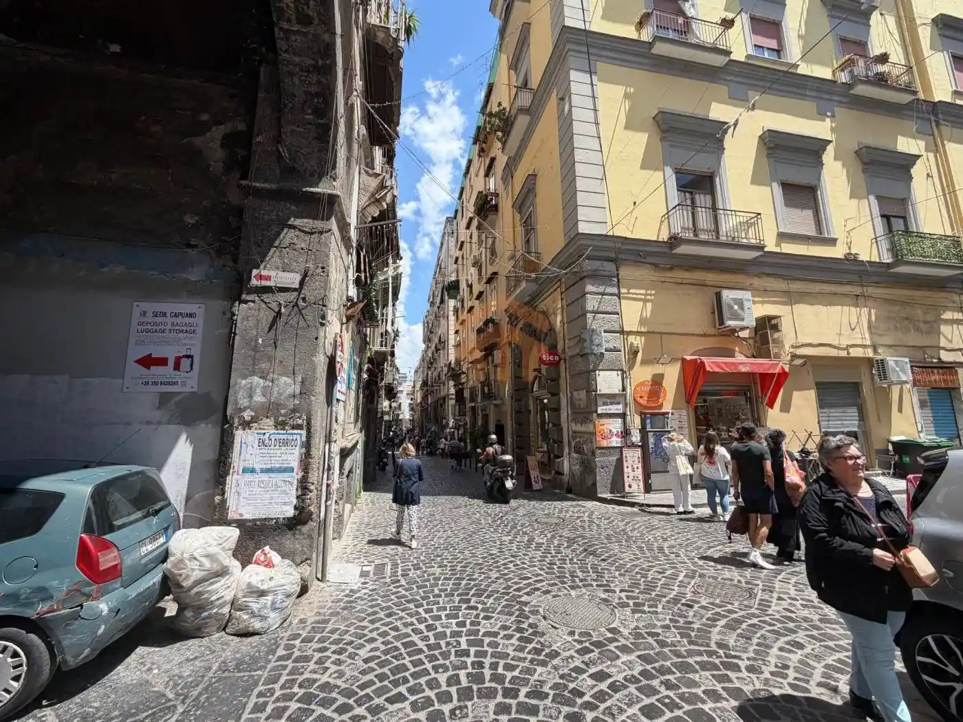 Appartamento in vendita a Napoli