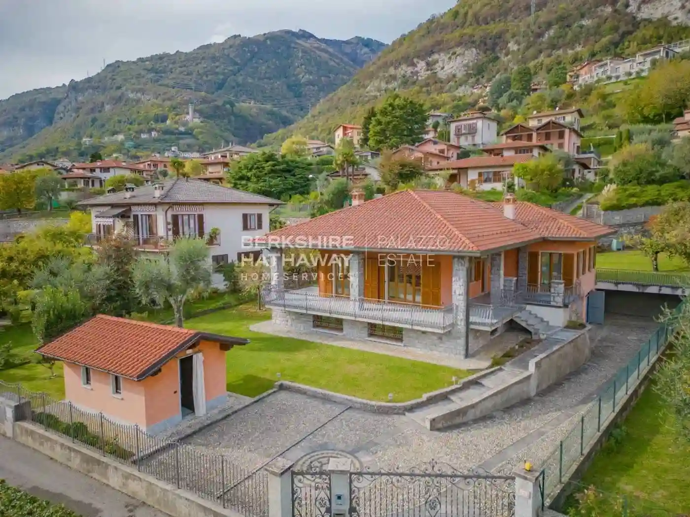 Villa - foto 2
