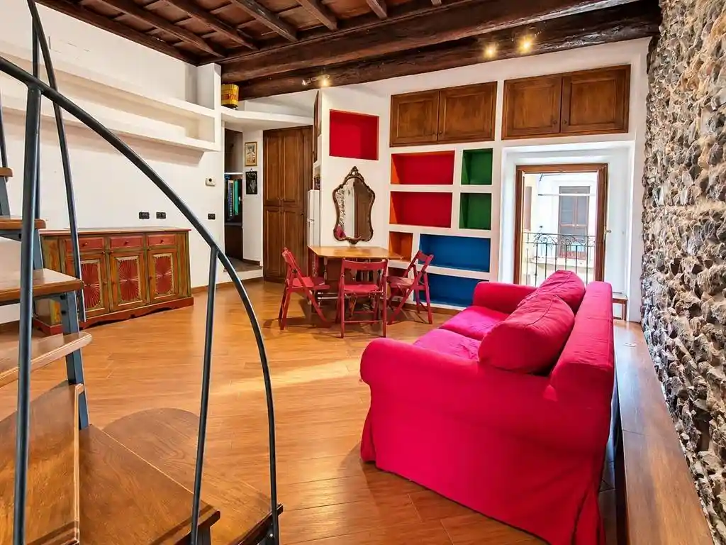 Appartamento in vendita a Colonna