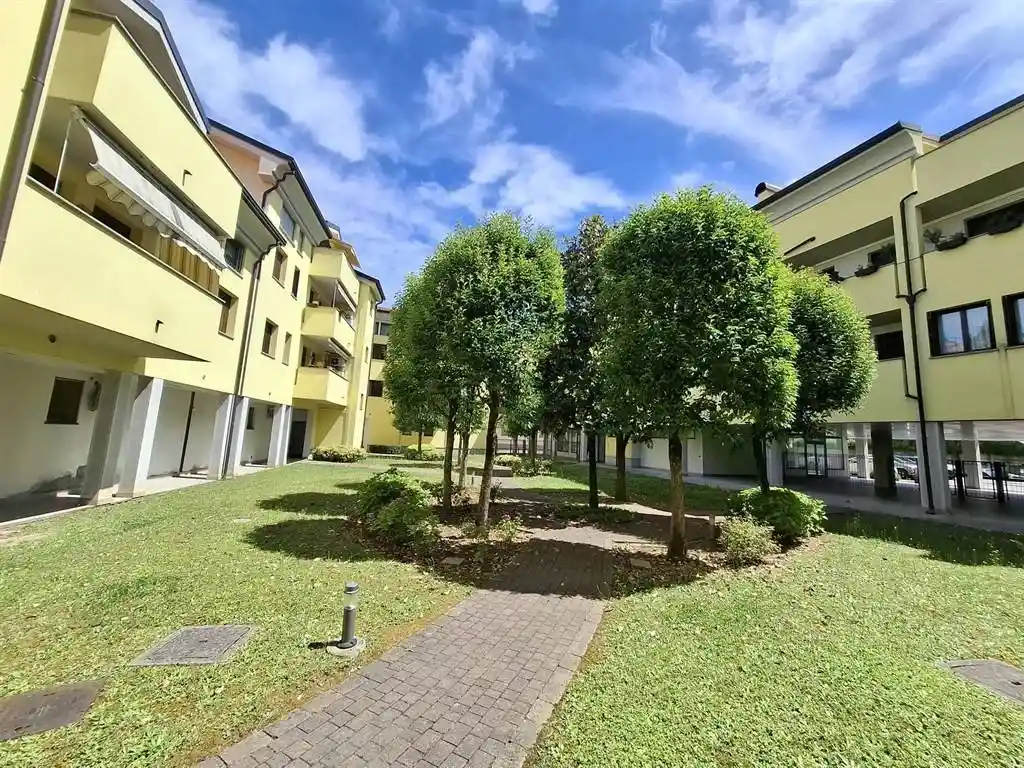 Appartamento in vendita a Meda