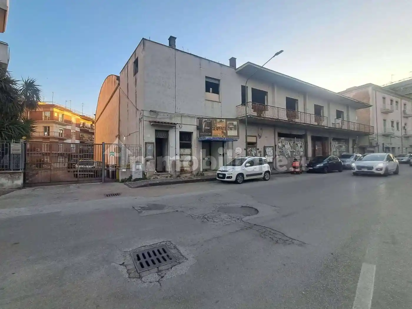 Palazzo - Edificio in vendita a Nola