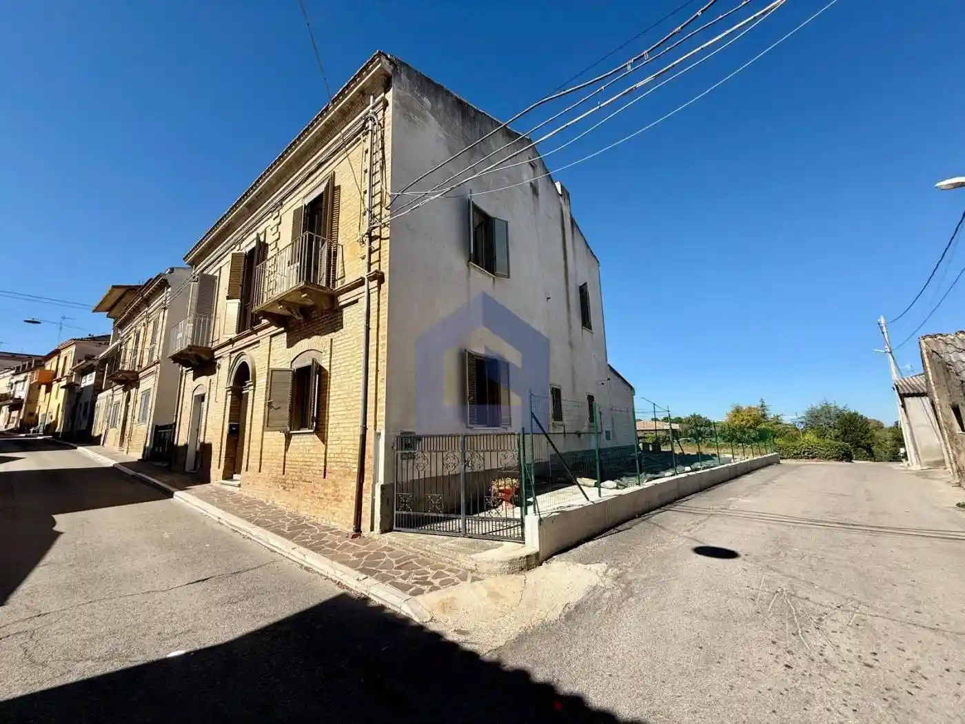 Villa in vendita a Villalfonsina