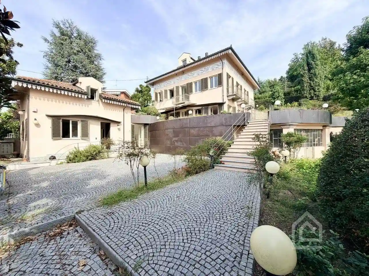Villa - foto 2