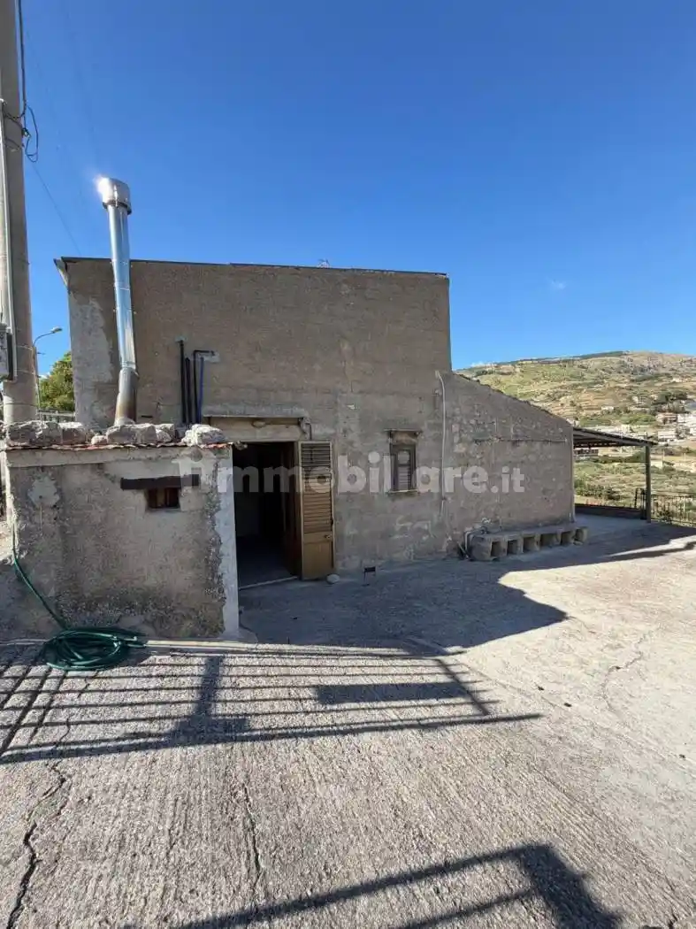 Rustico - Casale in vendita a Bisacquino