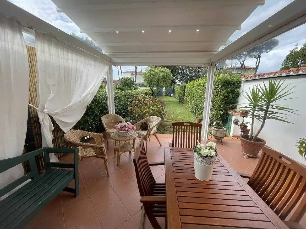 Villa in vendita a Pietrasanta