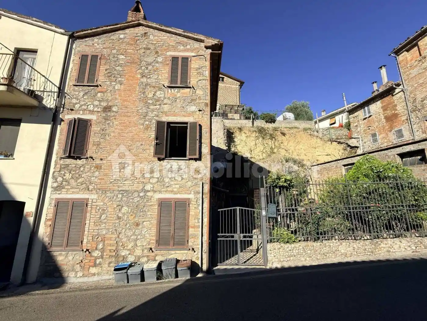 Casa indipendente in vendita a Ficulle