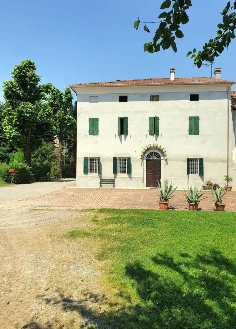 Villa in vendita a Sissa Trecasali