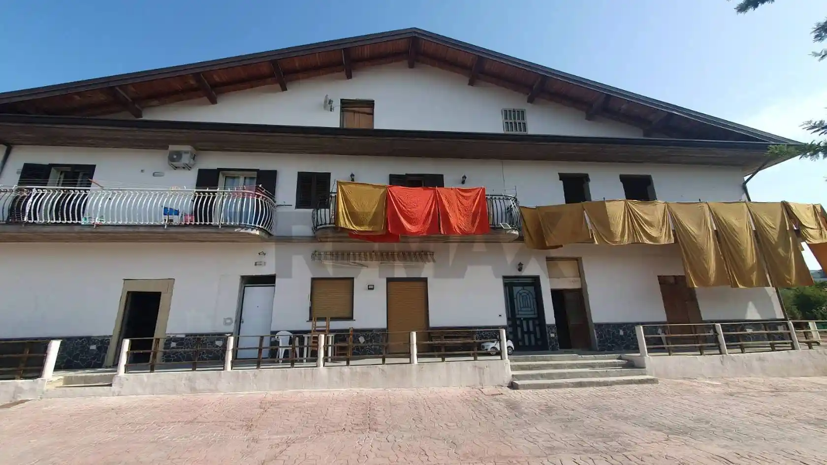 Palazzo - Edificio in vendita a Santa Maria di Licodia