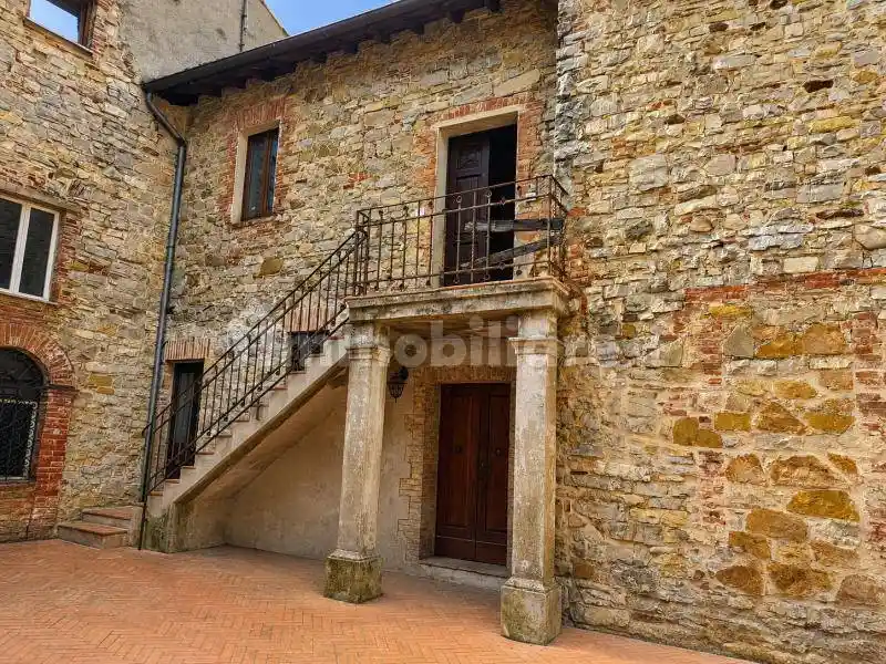 Villa in vendita a Monteleone d'Orvieto