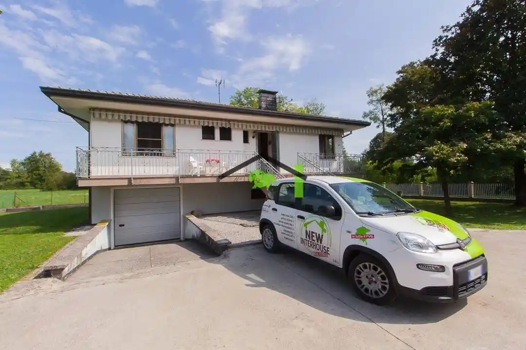 Villa in vendita a Vivaro