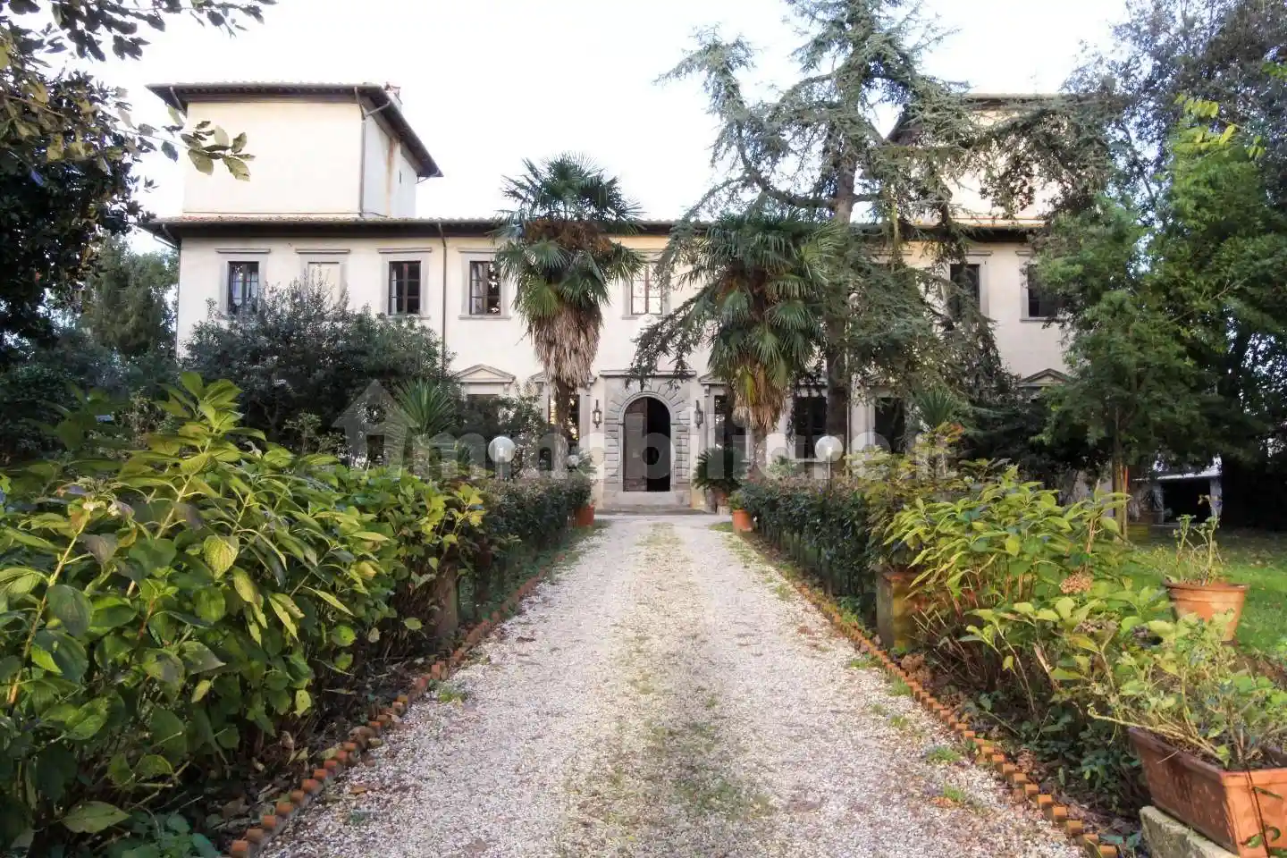 Palazzo - Edificio in vendita a San Giuliano Terme