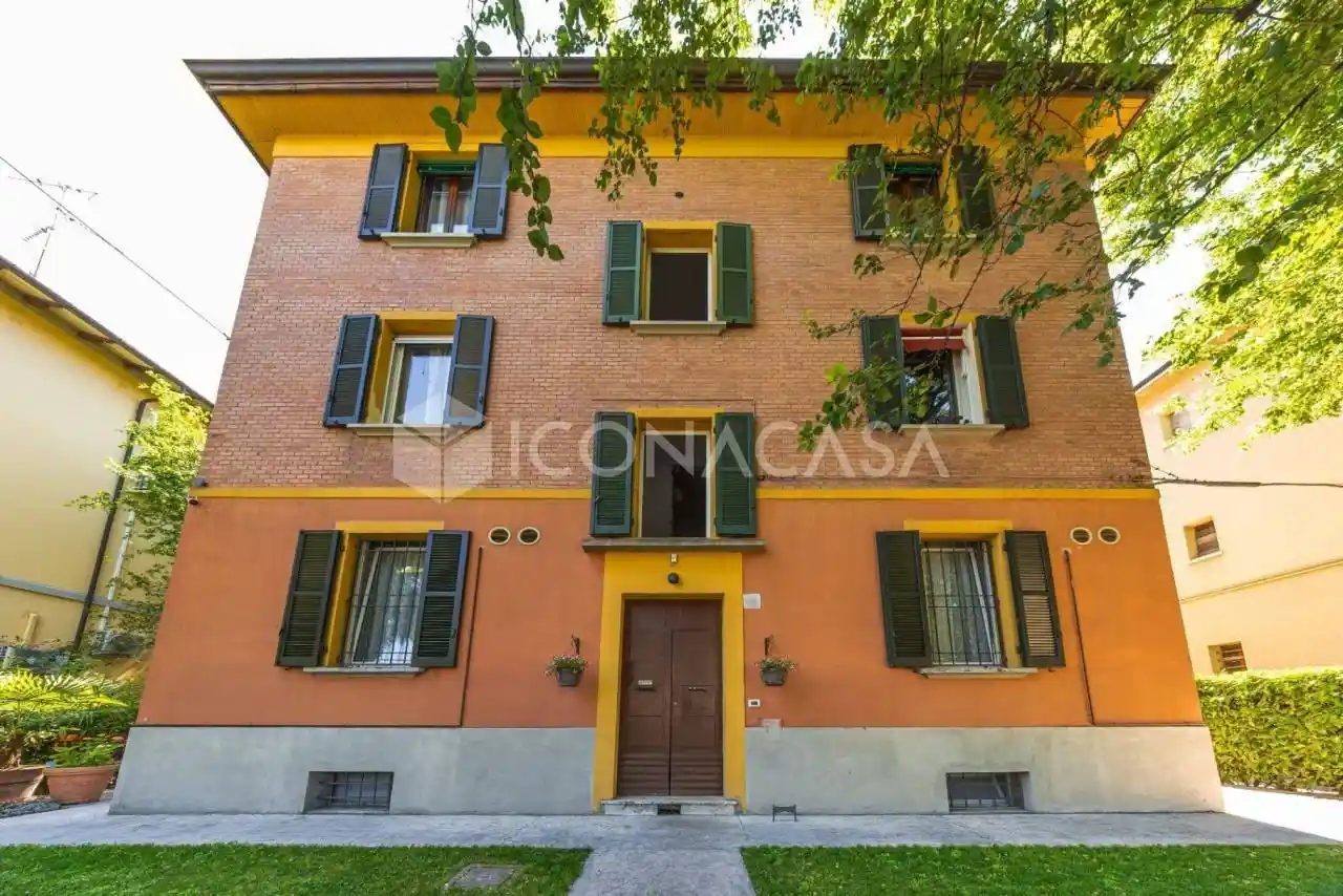 Appartamento in vendita a Bologna