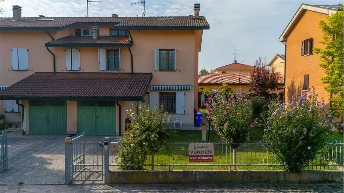 Villetta a schiera in vendita a Novi di Modena