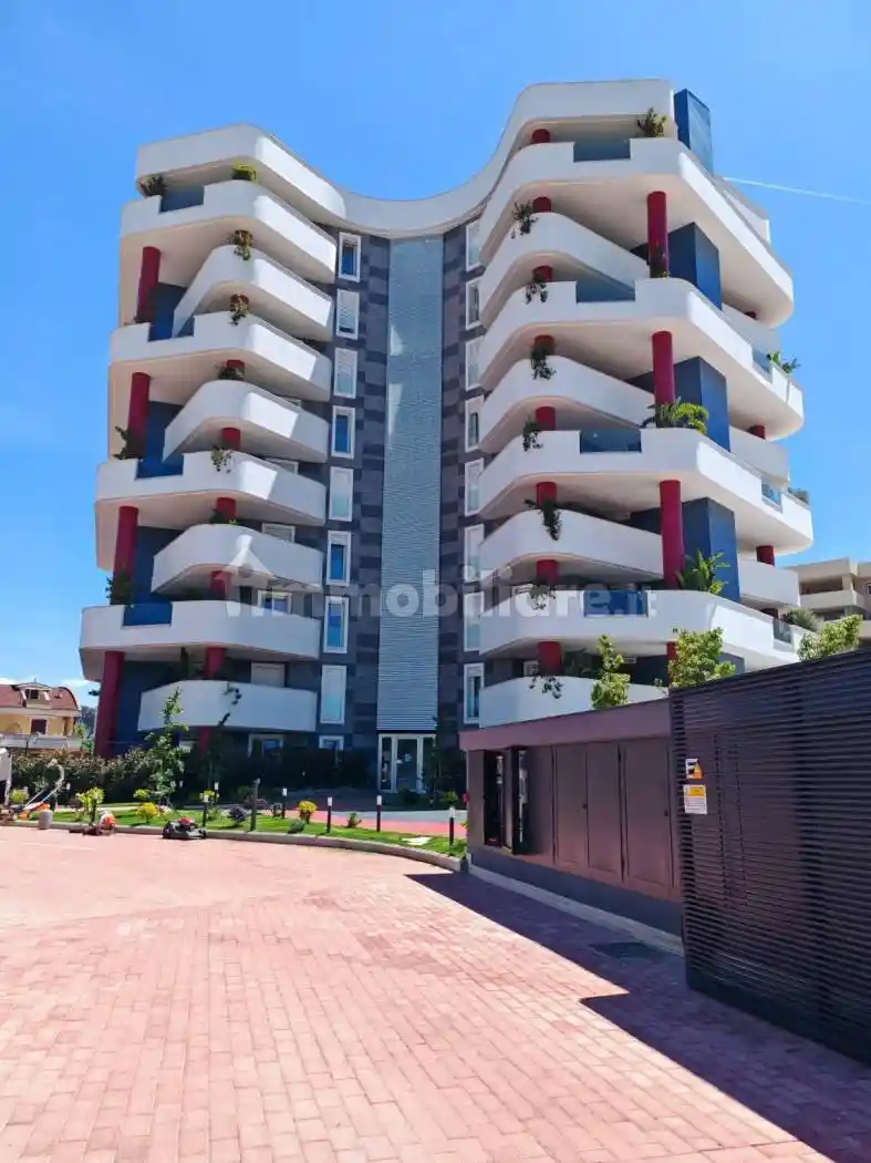 Appartamento in vendita a Guidonia Montecelio