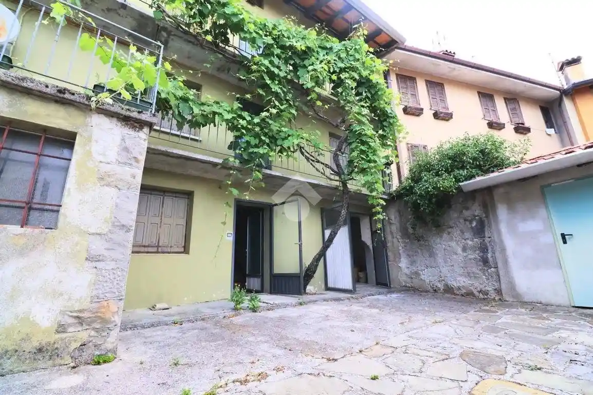 Casa indipendente in vendita a Faedis