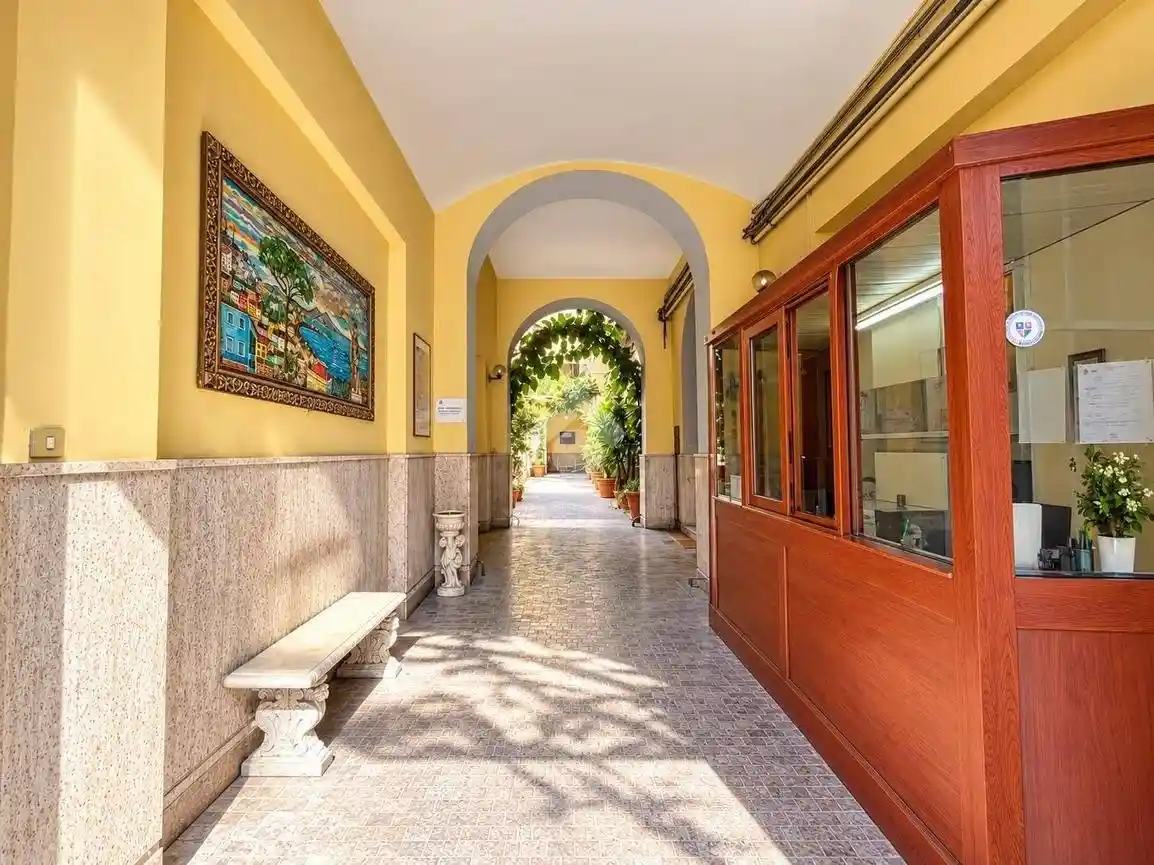 Appartamento in vendita a Napoli