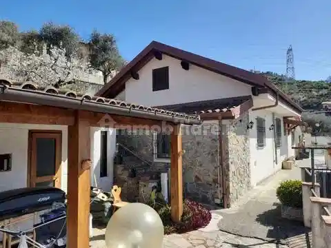 Villa in vendita a Soldano