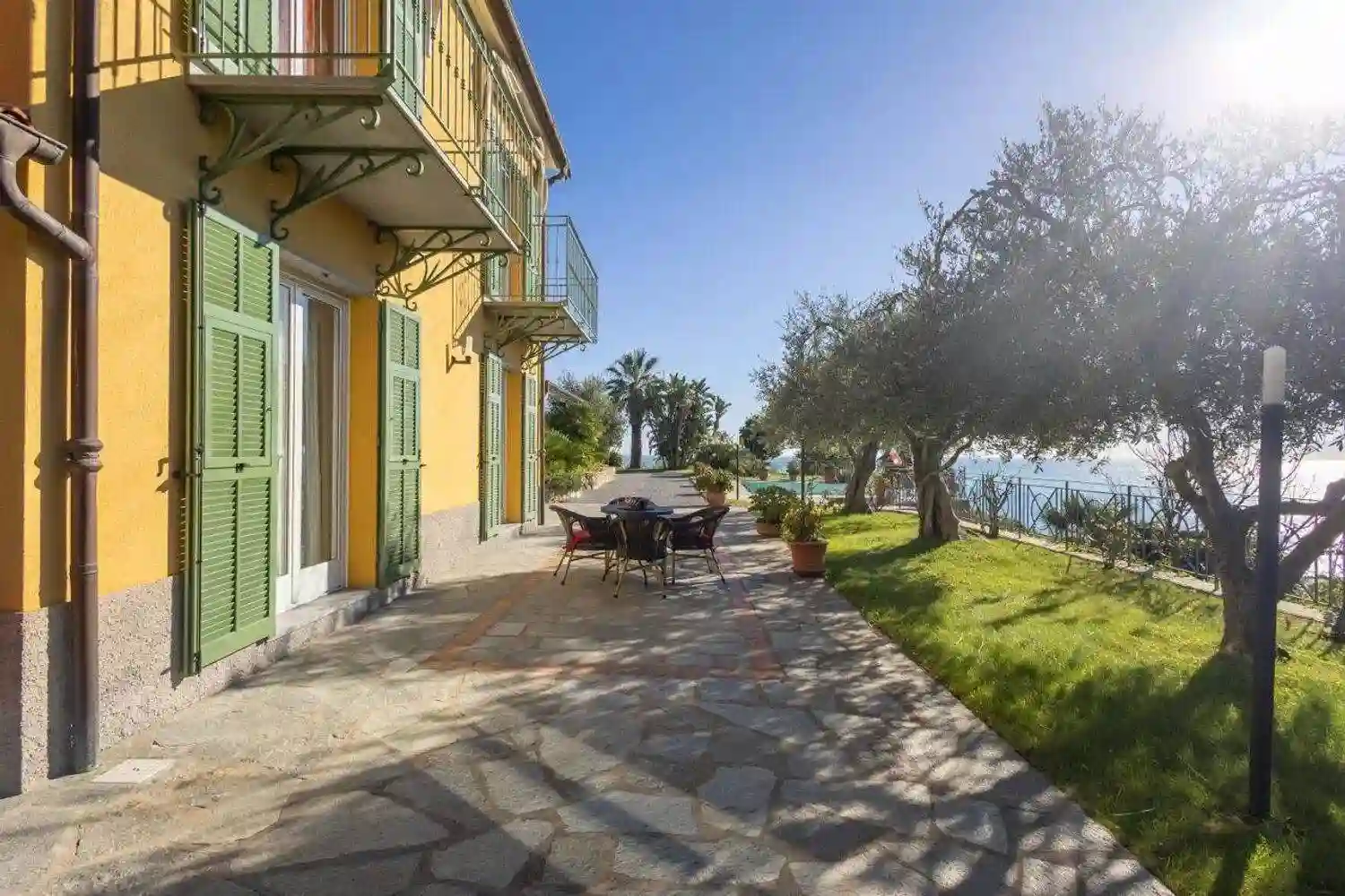 Villa - foto 2
