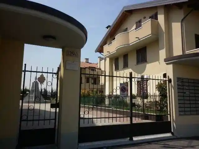 Attico - Mansarda in affitto a Ossona