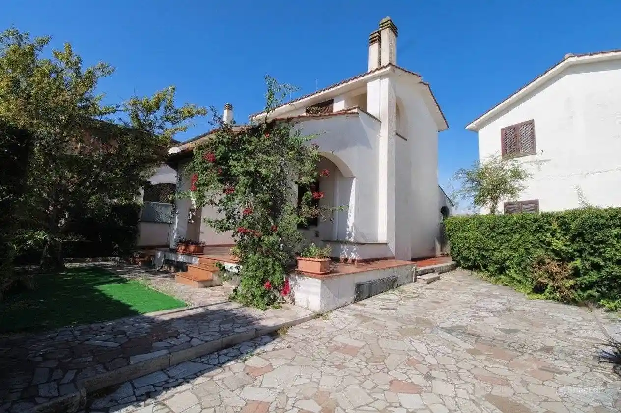 Villa in vendita a Ardea