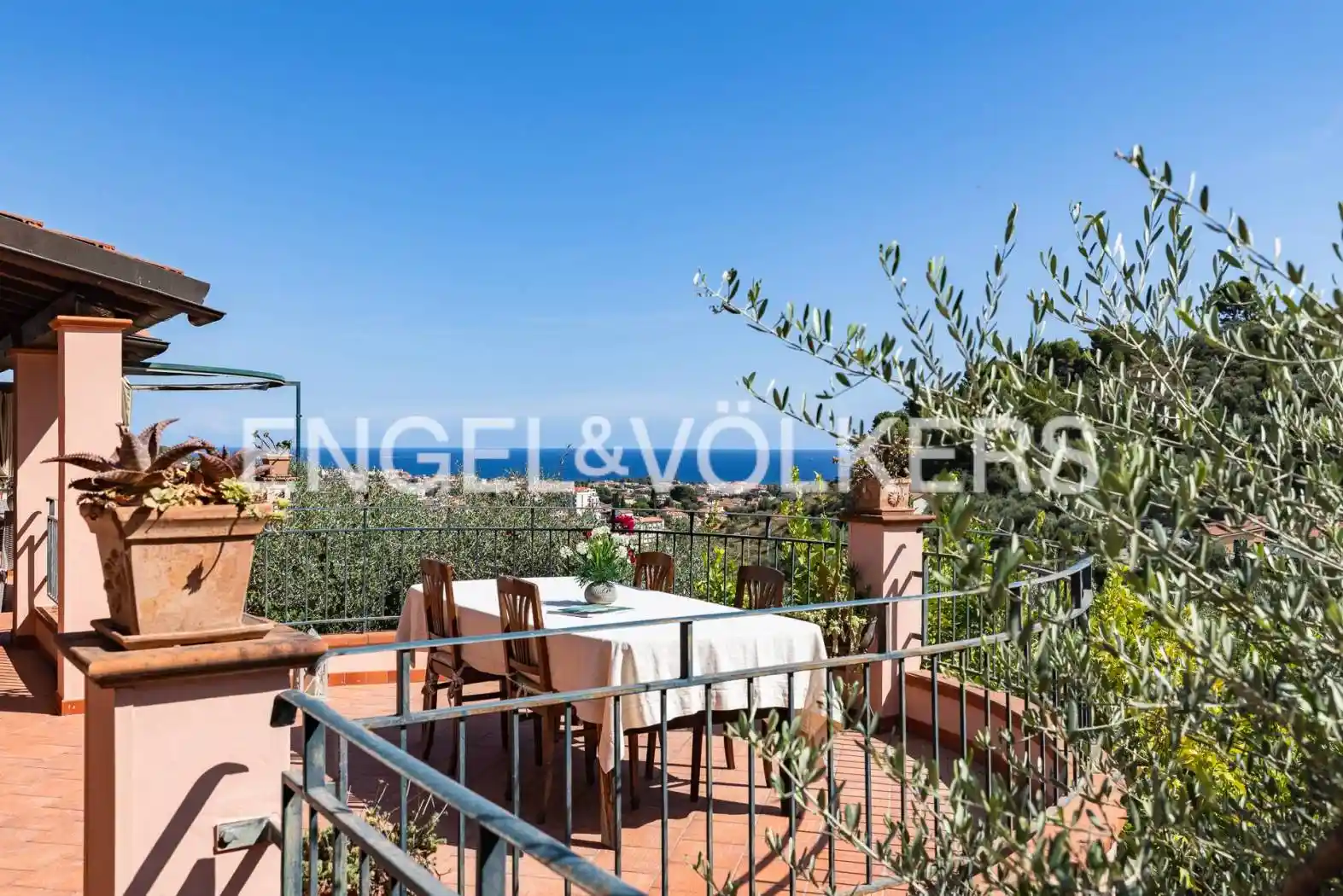 Villa in vendita a Diano Marina
