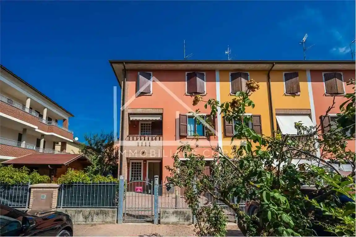 Villetta a schiera - foto 2