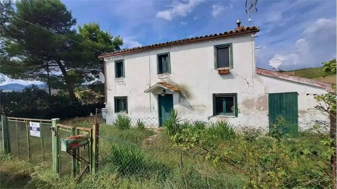 Casa indipendente in vendita a Arcevia