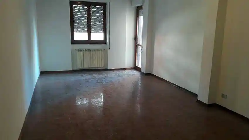 Appartamento in affitto a Carrara