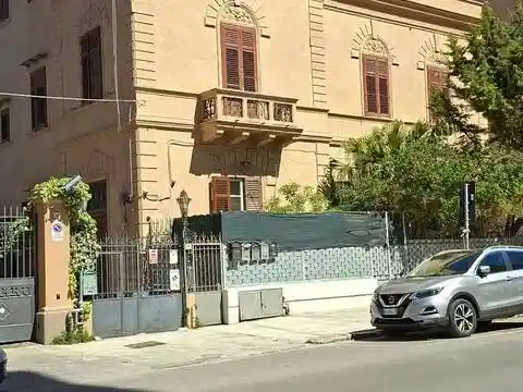Appartamento in vendita a Palermo