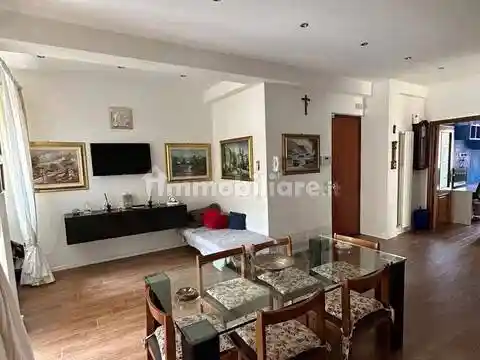 Appartamento in vendita a Palermo