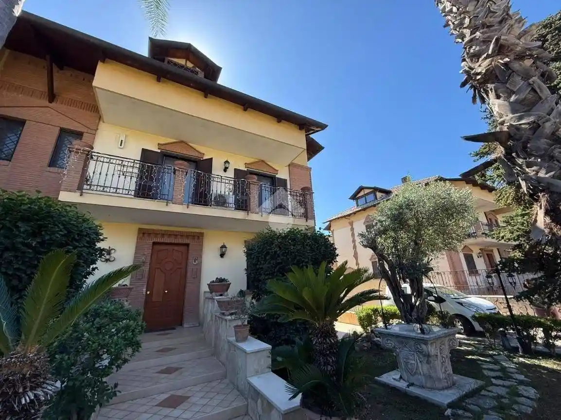 Villa in vendita a Melito di Napoli
