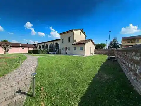 Villa in vendita a Vigasio