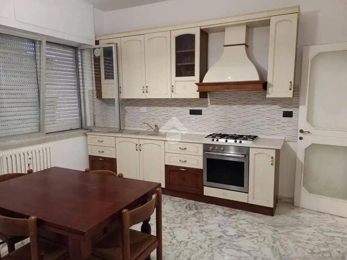 Appartamento in vendita a Rapallo