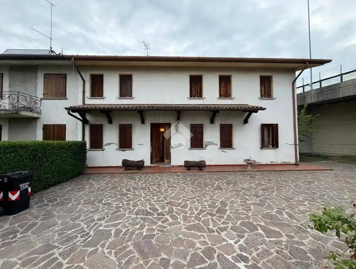 Casa indipendente in vendita a San Vendemiano