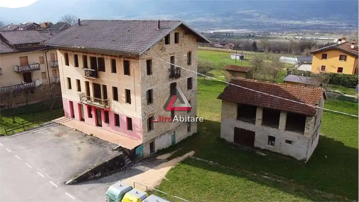 Casa indipendente in vendita a Borgo Valbelluna