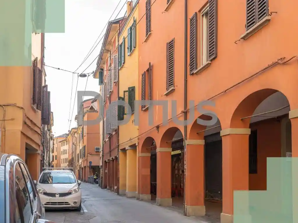 Appartamento in vendita a Bologna