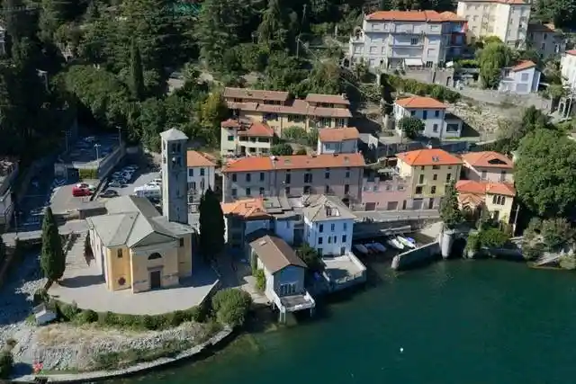 Appartamento in affitto a Carate Urio