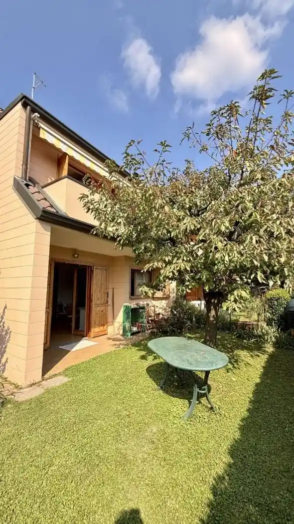 Villetta a schiera in vendita a Lentate sul Seveso