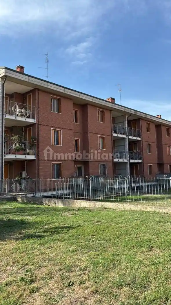 Appartamento in affitto a Valenza