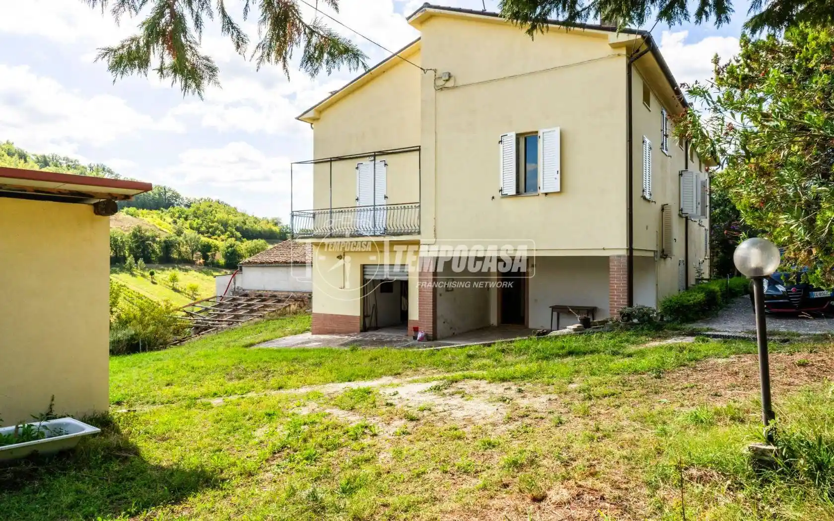 Casa indipendente in vendita a San Severino Marche
