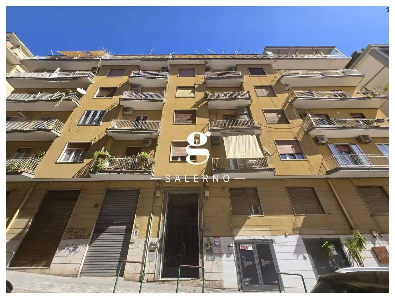 Appartamento in vendita a Salerno