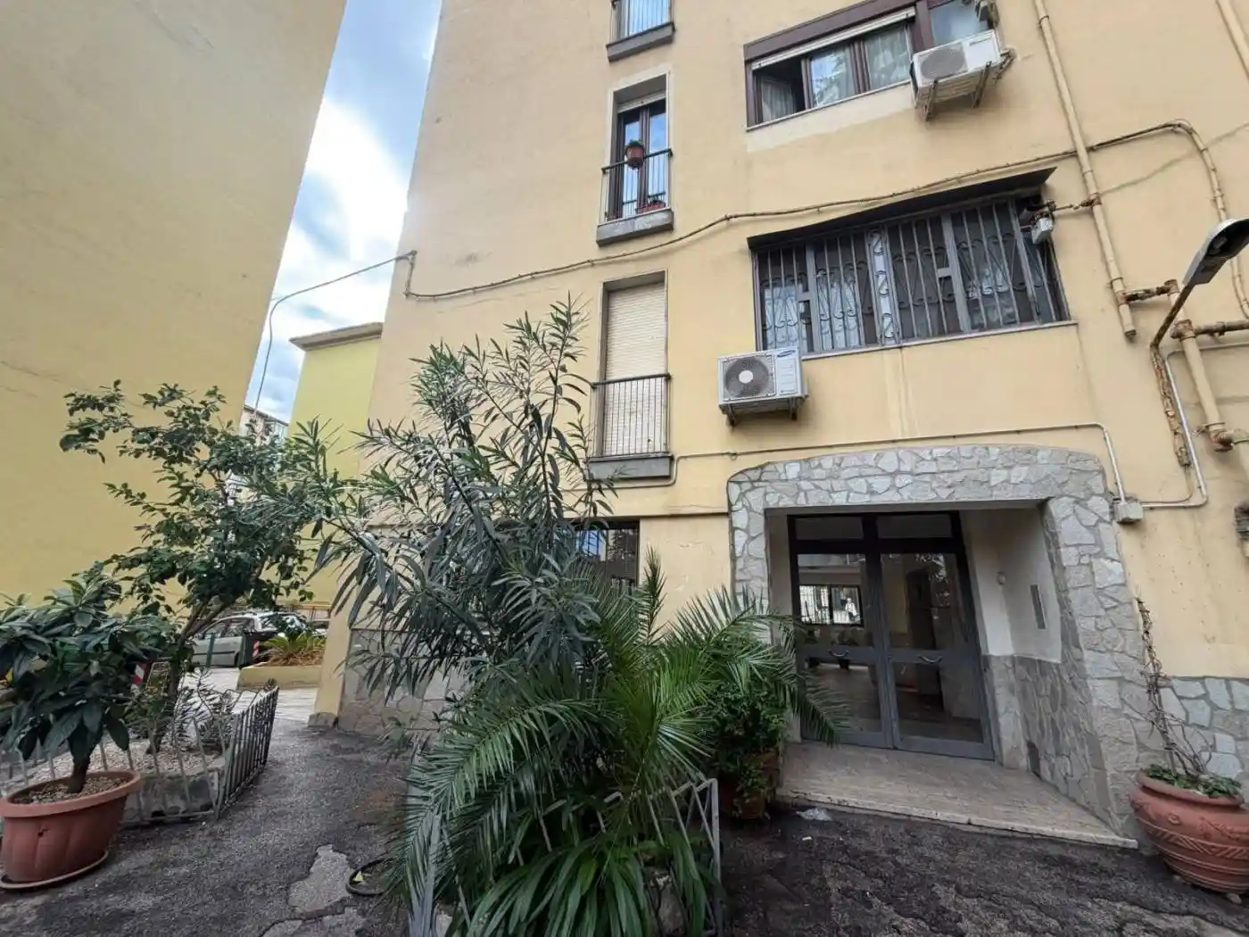 Appartamento in affitto a Napoli