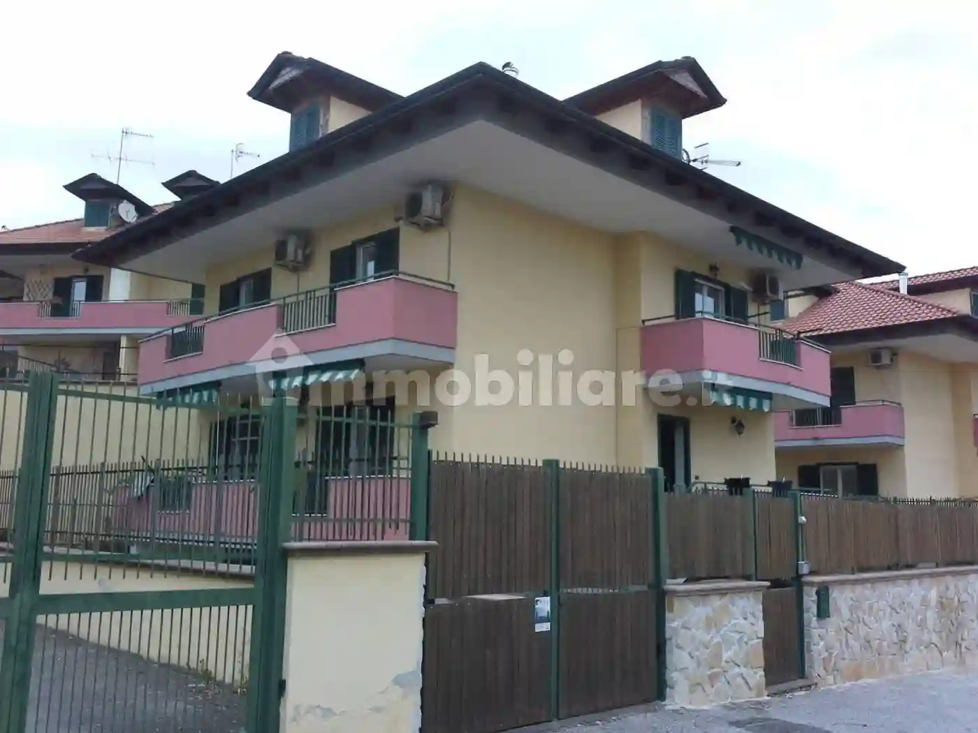Villa - foto 2