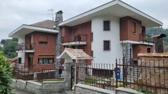 Villa in affitto a Castiglione Torinese