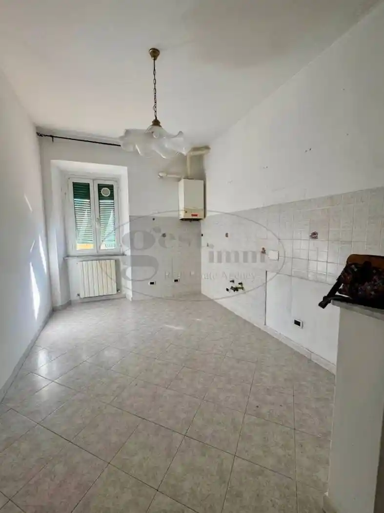 Appartamento in vendita a Livorno