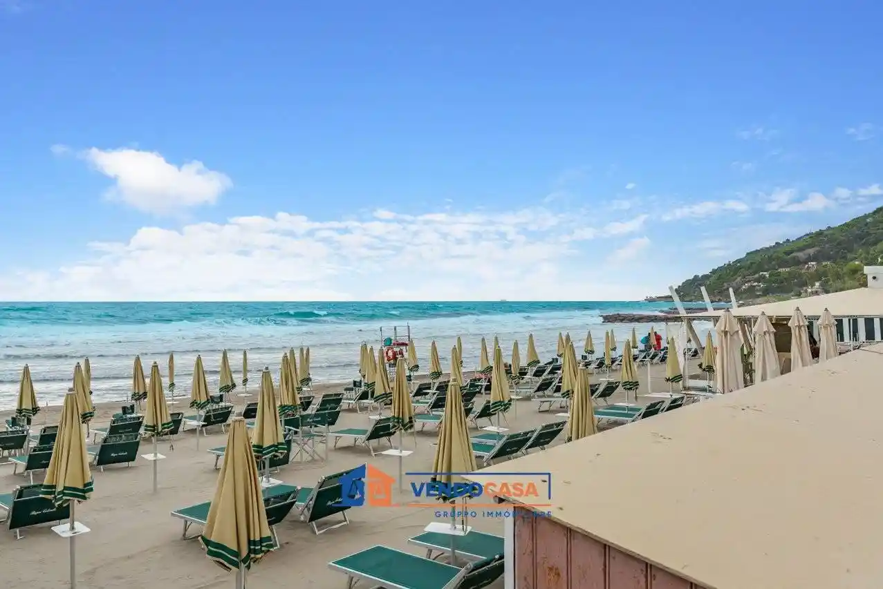 Appartamento in vendita a Andora