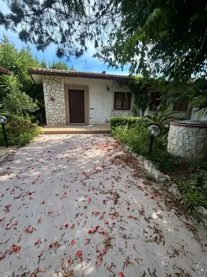 Villa in vendita a Terracina
