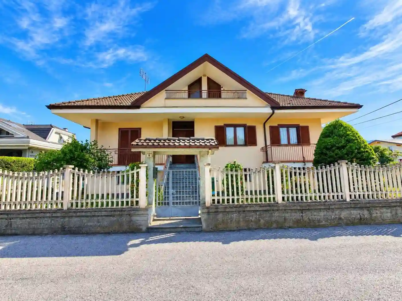 Villa - foto 2